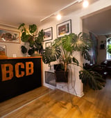 Veletableret barbershop og groomingstudio for mænd i Aarhus C med loyal kundebase og stort vækstpotentiale