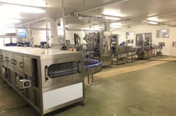 Fuld automatisk produktionslinje til: (Drikkevarer, Kombucha, Ice Tea, Ketchup, Mayonnaise og andre dressinger.) 