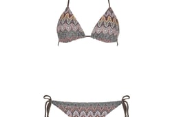 Varelager med flotte bikini- og accessories