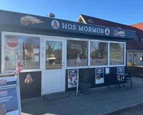 Indbringende grillbar – nem drift og attraktiv husleje