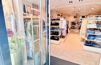 Velkørende tøjbutik med webshop og kendte brands