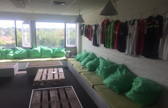 Indendørs fodboldmekka - med indgåede partnerskaber og samarbejdsaftaler