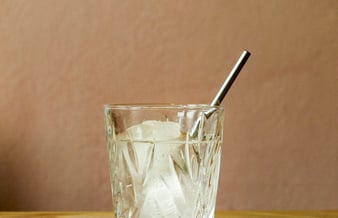Flot webshop med alsidigt virksomhedsnavn og ULR -  Salg af alkoholfrie drikkevarer