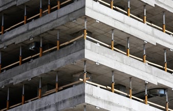 Murer- og entreprenørforretning - Omsætning 18 mio. DKK - Brutto: 7.9 mio DKK	