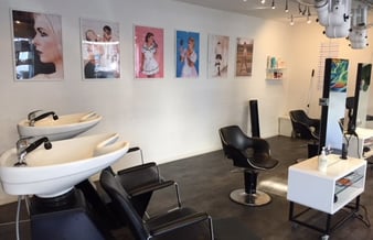 Frisørsalon i hjertet af Kolding - Overskud 2017: 320.000 kr. 
