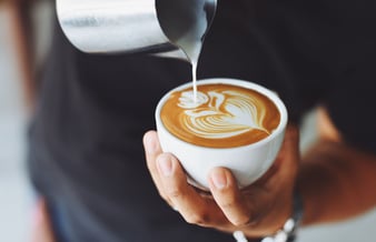 Voksende kaffevirksomhed med fast omsætning fra første dag