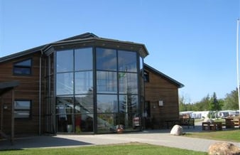 Camping & Feriecenter - Aktiver i bygninger samt luksus hytterne ca. 15.000.000 DKK 