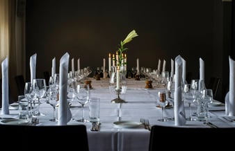Restaurant Artikok - Flot restaurant/selskabslokale til salg - Omsætning på 3.500.000 kr. Løn til ejer