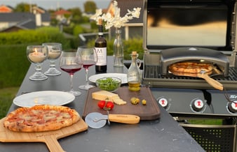Magma-pizzaovn.dk - Pizzaovn til grill og accessories i eget mærke
