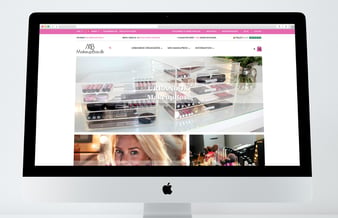 Førende niche webshop inden for makeup - Omsat for 377.000 kr. - Overskud på ca. 120.000 kr.