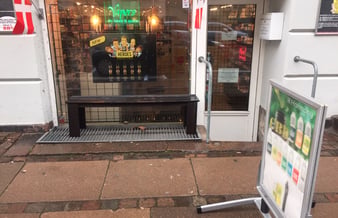 Butik med billig husleje centralt på østerbro sælges/afstås