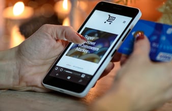 Webshop med konverteringsrate = 9,1% , 6,85 i ROAS på Adwords, 19% vækst pr. Måned siden December.
