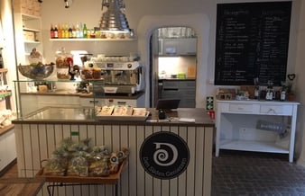 Densuedengeniessen.de - Hyggelig populær Café / salg af delikatesser i Glücksburg