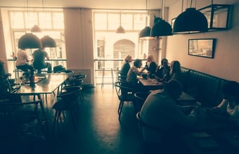 127m2 istandsat café, på sidegade til Gothersgade KBH - fuld køkken tilknyttet - 