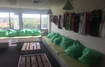 Indendørs fodboldmekka - med indgåede partnerskaber og samarbejdsaftaler