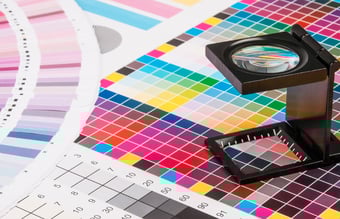 Trykkeri og skiltevirksomhed med 90% B2B kunder - Dækningsbidrag på 1 mio. kr. i 2018