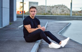 LIONN - Versatil og moderne Athleisure wear webshop. 