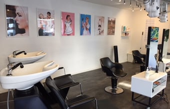 Frisørsalon i hjertet af Kolding - Overskud 2017: 320.000 kr. 