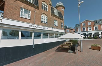 Ny pris sat ned 10%! Restaurantvictor - Byens bedste beliggenhed til afståelse med hele 200 kvm og byens torv.