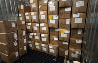 Salg af (di)vision varelager (jakker, trøjer, kasketter, lidt blandet) 