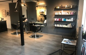 Bliv selvstændig frisør i sprit ny frisørsalon, i vækstbyen Skødstrup kun 15 min fra Århus. Opstart med overtagelse af alt for kun 10.000 pr. måned!