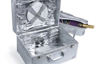 Webshop inden for brugskunst  - Organisk omsætning: 109.000 kr. - Brutto fortjeneste 55.000