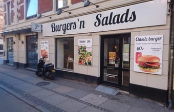 Burgers´n Salads - Frederiksbergs bedste placering - Til afståelse