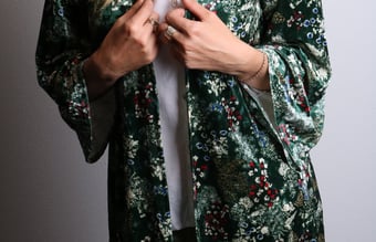 Webshop med tøj til kvinder - sælger tøj til kvinder i alderen 25 - 45 år.