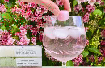 INSTANT COCKTAIL MAGIC - med sugar cubes fyldt med smag og pynt til dine cocktails