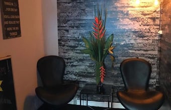 Massage/Fiskespa/Negle klinik med Aarhus' bedste belligenhed.