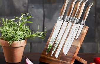 Veletableret Reklame & firmagave virksomhed