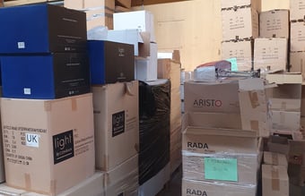 Større lampeparti med kvalitetsmærker klart til salg