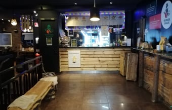 Restaurant til afståelse med god placering i Herning