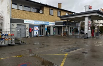 Tankstation med tilhørende lejlighed, OK-tank og en kiosk sælges (afkast 14,4 %) 