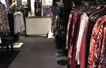 Nøglefærdig tøj butik på gågade i Kolding  - 1.5 mio DKK i omsætning