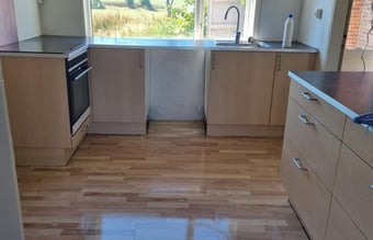 Ejendomsselskab til salg, 2 år gammelt med 7 ejendomme. - Månedlige lejeindtægter ca. 40.000 kr. 