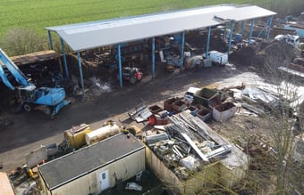 Etableret Skrothandler med metpro hammermill shredder - Skrot fra både virksomheder, kommuner, affaldsselskaber og private. 