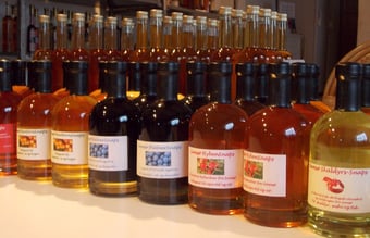 Flytbar produktion af spændende vin/spiritus-produkter solgt i over 200 butikker. 