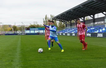 Veletableret virksomhed med salg af sportstøj med tryk til hold - Omsætning 2.800.000 kr.