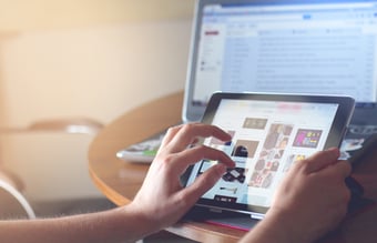 Lukrativt onlinemedie i Skønhed/Sundhedsbranchen med daglig leder. 400.000 i årligt overskud uden indsats fra ejer. Står over for lancering i Sverige og Norge.