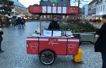 Topmoderne salgsvogn / Pandekagebod NEDSAT