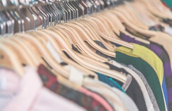 Velrennomeret tøjbutik beliggende i Nordsjællandsk kystby med vækstpotentiale