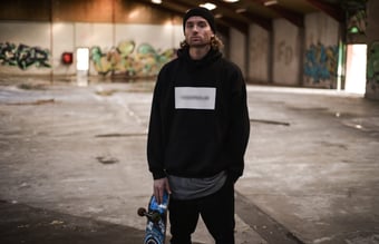 Småt tøjmærke med allerede stor eksponering inkl. varelager med salgsværdi på 20.000,-