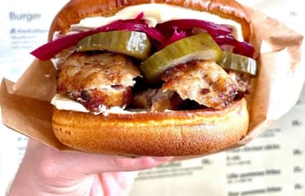 Ædedolken grillbar - Omsætning mellem 130.000 kr. og 220.000 kr. pr mdr. - Brønderslev