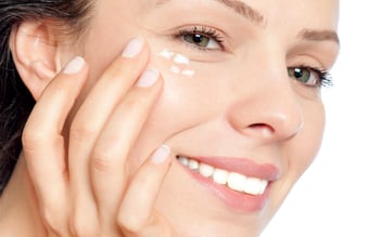 B2B webshop/handelsvirksomhed med skønhedsprodukter solgt til detail og webshops