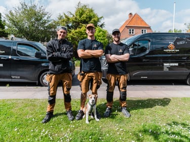 Etableret tømrervirksomhed med høj indtjening og faste kunder til salg
