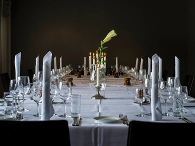 Restaurant Artikok - Eksklusiv flot restaurant med selskabslokale til salg- Med god løn til ejer