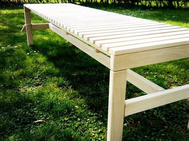 Ourfurniture.dk - designer og producerer møbler, som er helt unikke.