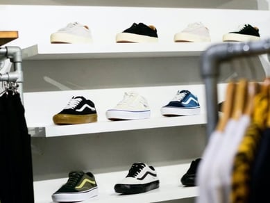 Tøjbutik med Streetwear og skate - Stort potentiale - Bruttofortjeneste: 453.886 DKK