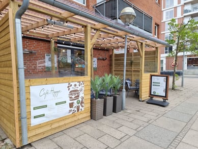 Café Hygge - 51 m2 med 12 siddepladser - Smuk vegansk café i Horsens.
